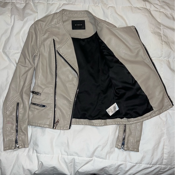 BlankNYC Leather Jacket - Cream -Small - Picture 3 of 5